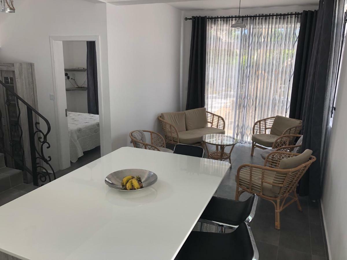 Belle Villa à 3min de la mer Balaclava Extérieur photo